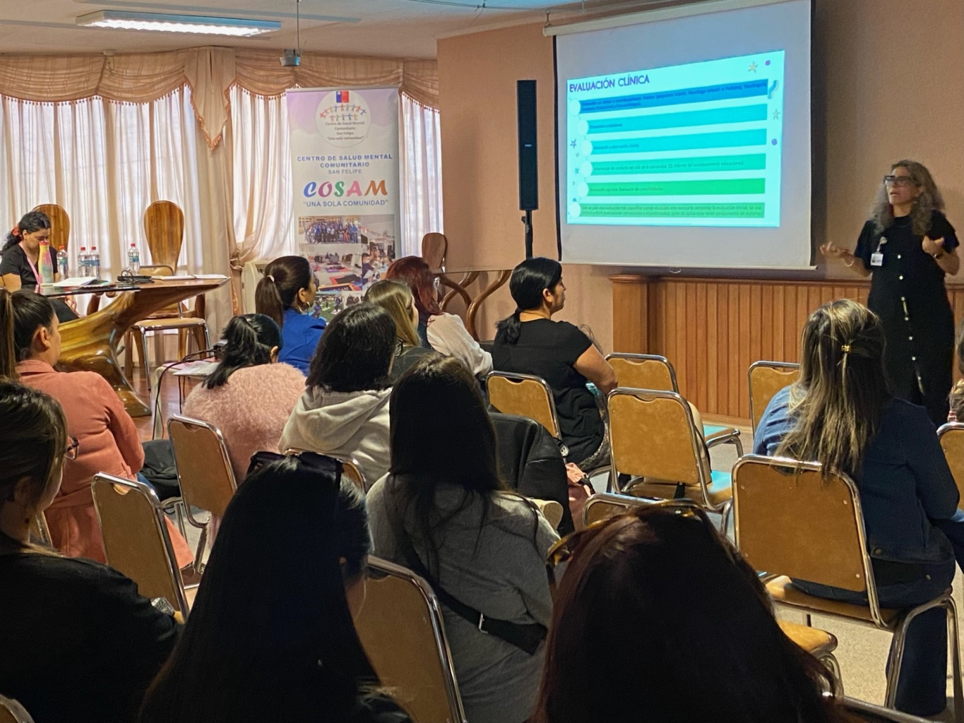 En el día de la concienciación sobre el autismo el Cosam San Felipe realizó jornada educativa “Conociendo sobre autismo”